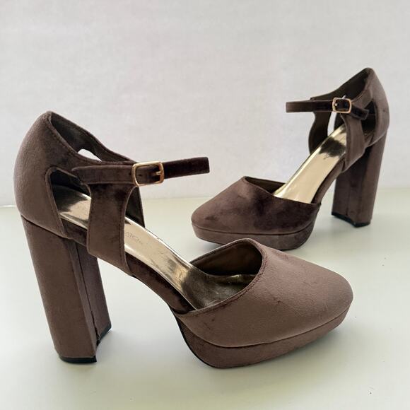 Hot Tomato Velvet Ankle Strap Block Heel Platform Heels Size 9.5M Night Out Y2K - Picture 1 of 11